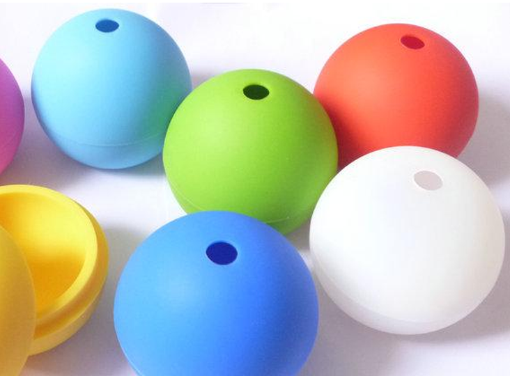 為什么硅膠產品那么容易吸附灰塵